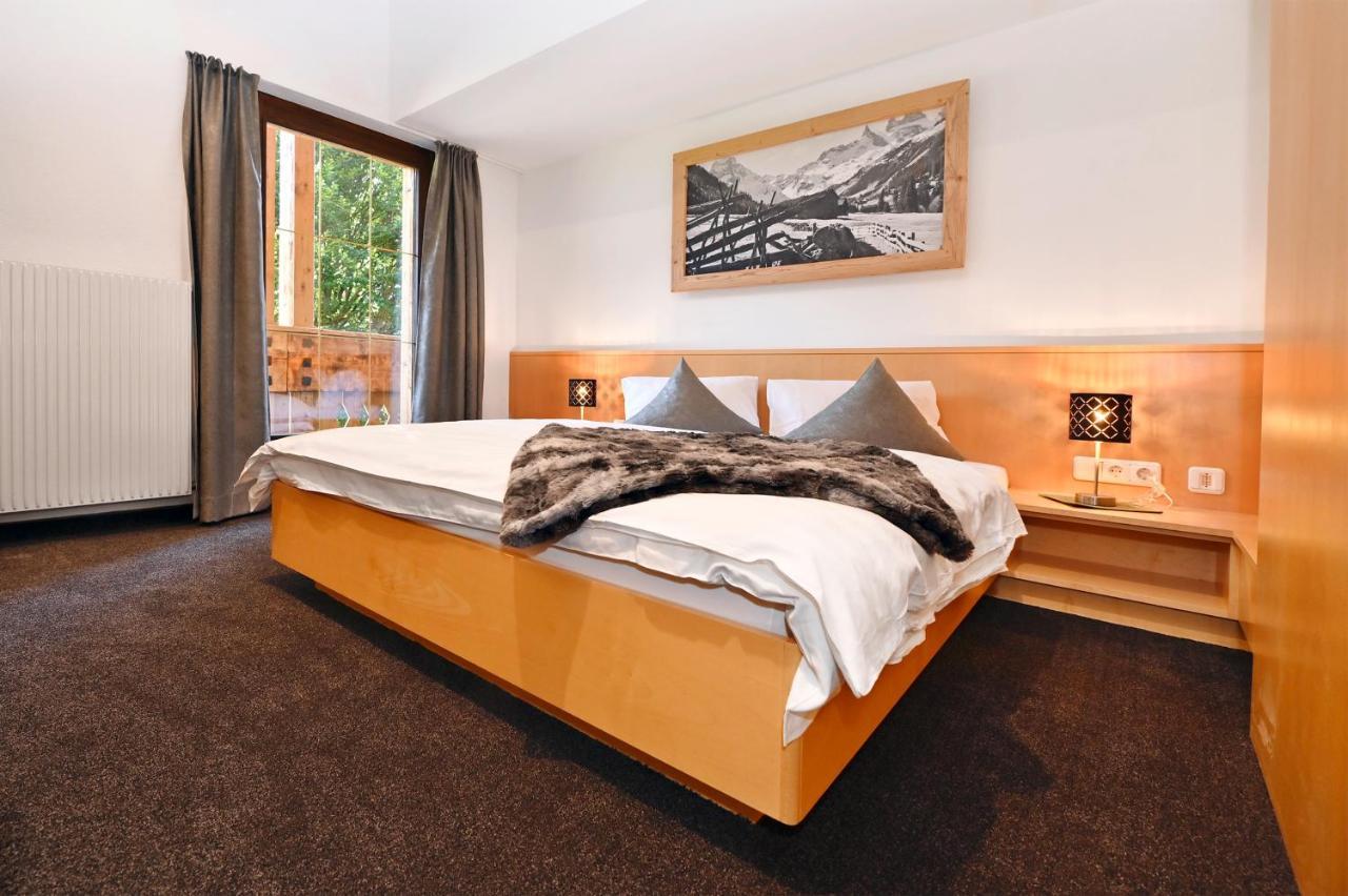 Apartment Marent Garten Chalet Vandans Bagian luar foto
