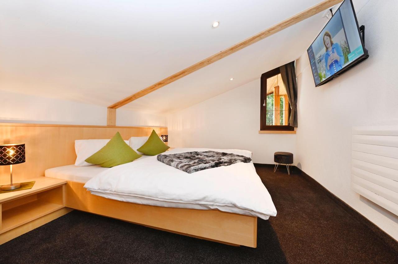 Apartment Marent Garten Chalet Vandans Bagian luar foto